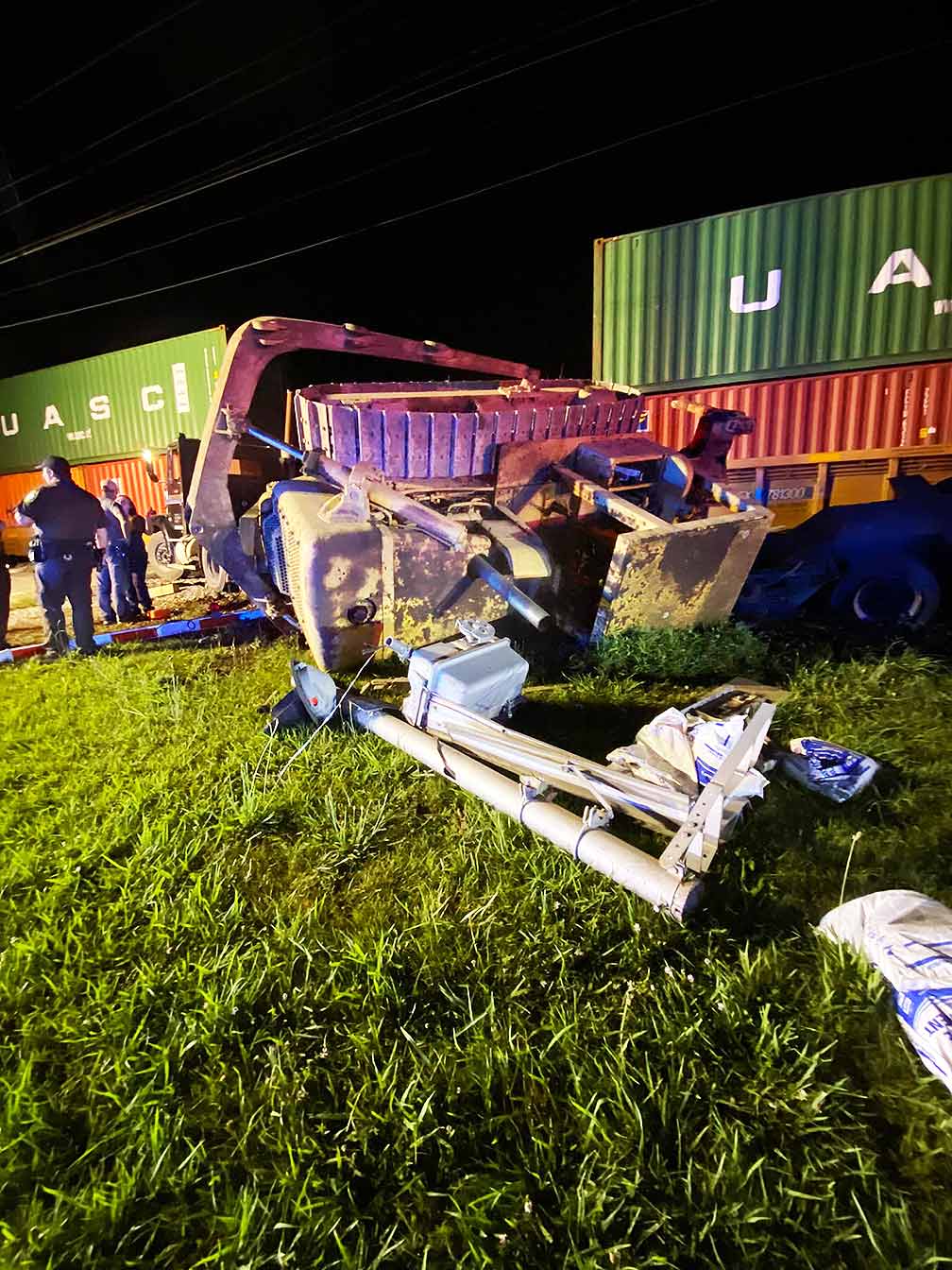 Train Strikes Tractor-trailer Stuck On Tracks In Virginia - TheTrucker.com