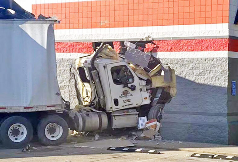 Tractor-trailer crashes into Pennsylvania AutoZone