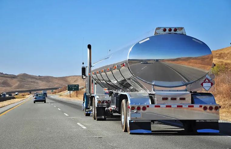 Average US diesel price rises for 1st time in 10 weeks