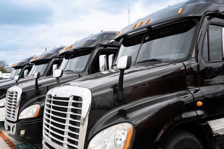 Used truck prices lower in weakened freight market; Class 8 sales slow for third month 