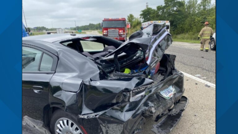 Indiana State Police trooper injured after being struck by car on I-70 near Richmond 