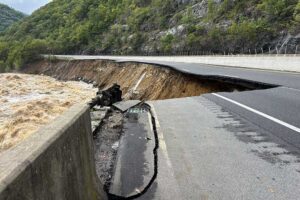 AP Interstate 40 Collapse