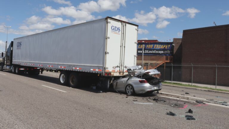 Wabash National hit with $462M verdict over 2019 accident that killed two