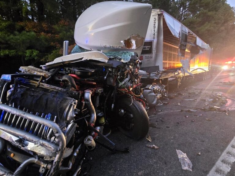 Six-vehicle crash kills 18-wheeler driver in Virginia