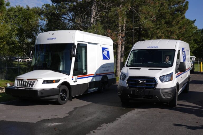 Mail carriers reach tentative contract with USPS that includes pay raises and air-conditioned trucks