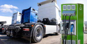 Electric vehicles charging station for trucks