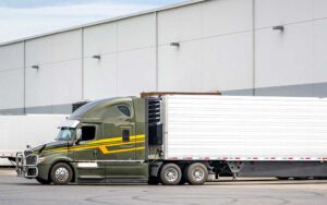 Green Truck & Reefer iStock 2149466732 web