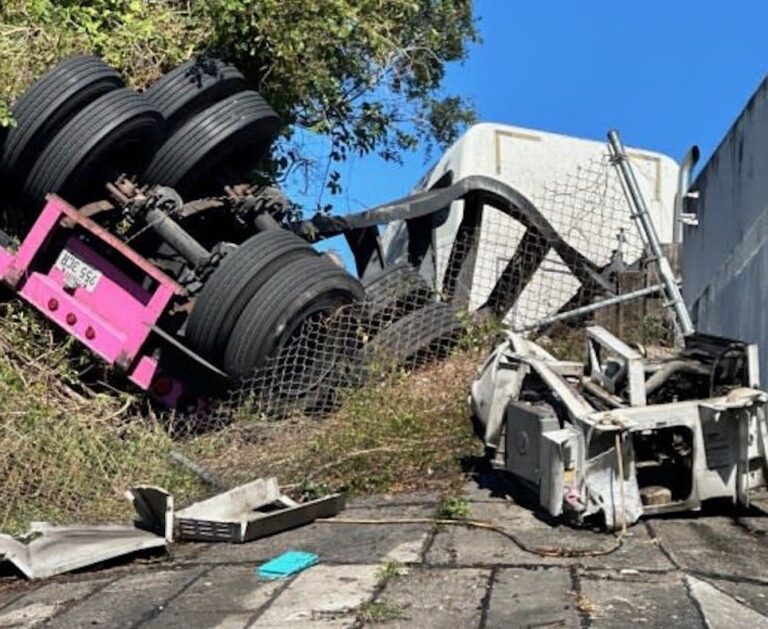 Woman hurt after part of semi-trailer falls off I-75 overpass