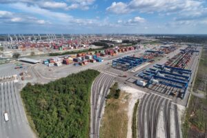 https gaports.com wp content uploads 2024 11 Savannah container volumes up 10 percent in October