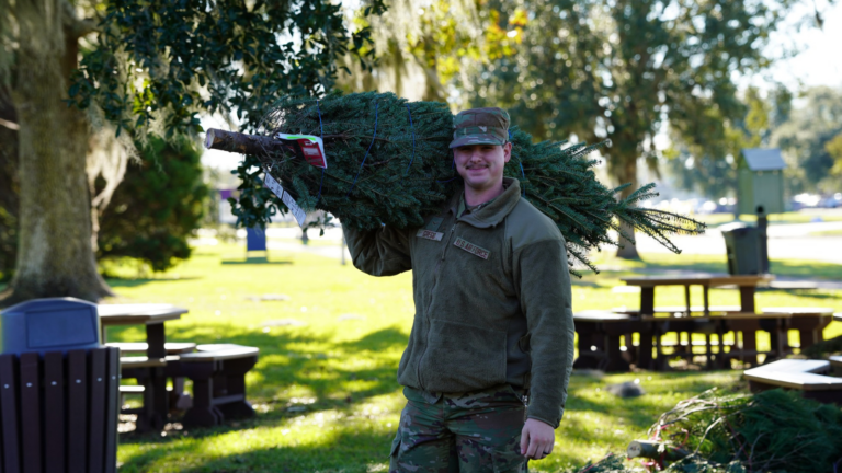 Tree-mendous Gift: One truckload at a time, Christmas spirit arrives for our heroes