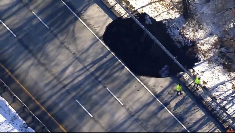 UPDATE: Sinkhole in New Jersey keeps I-80 closed after a section collapses into an abandoned mine