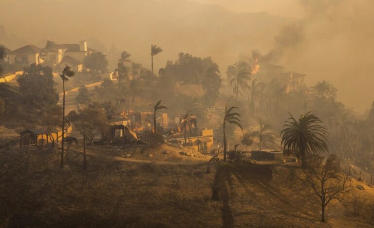 Santa Ana winds return means increased fire risk, possible power shut-offs for Southern California