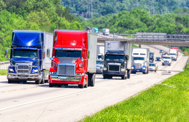 Trucking industry urges states to defer Advanced Clean Truck rules