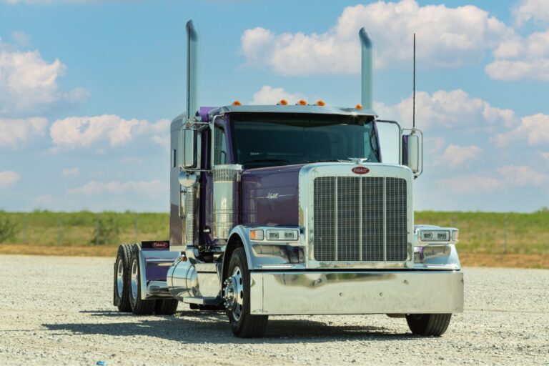 Peterbilt’s bright idea: Introducing revolutionary LED pod headlights