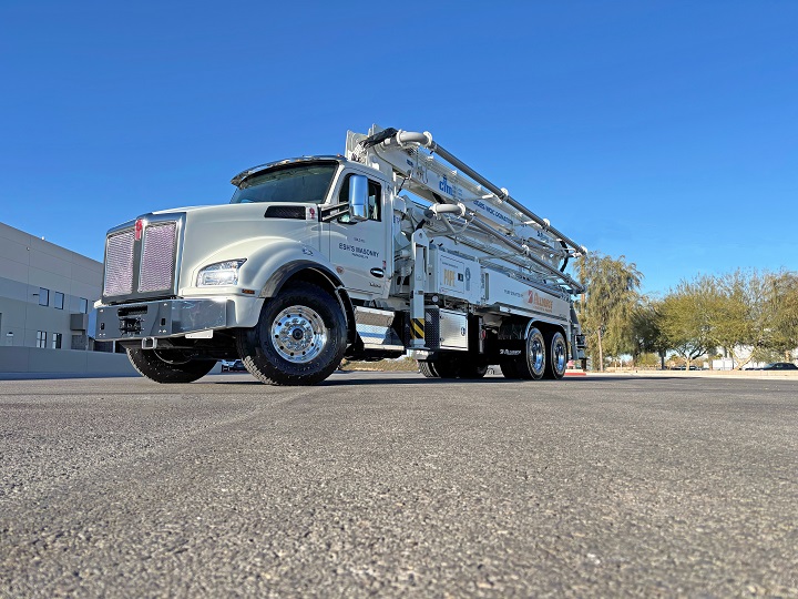 Concrete impact: Kenworth’s T880 concrete pump truck raises $505,000 for CIM education