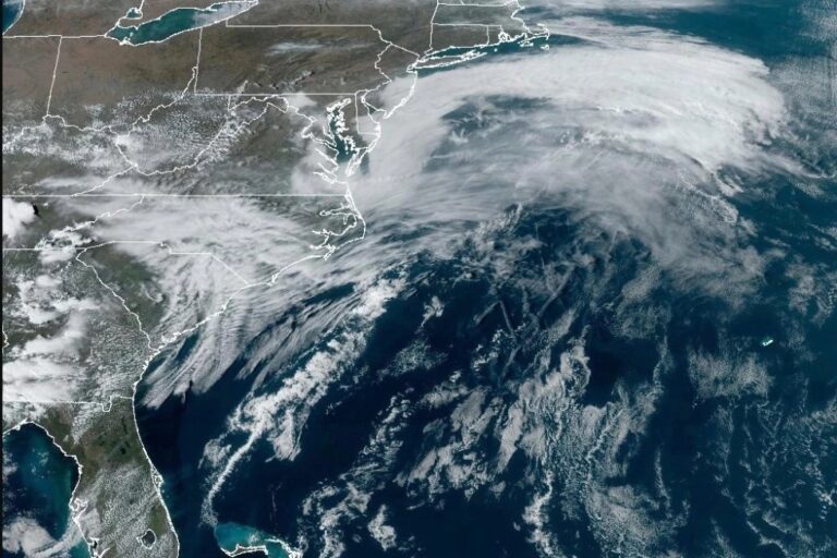 Big March storm system threatens US with tornadoes, blizzards and wildfire risk